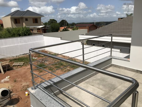 Guarda-corpo em aço inoxidável