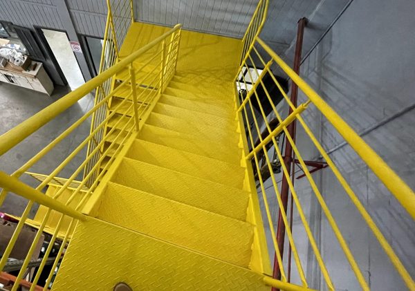 Escada de acesso - Imagem 2